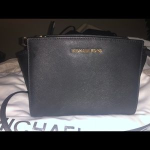 Authentic Michael Kors crossbody bag.